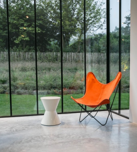 via Belgian interior designer Benoit Viaene